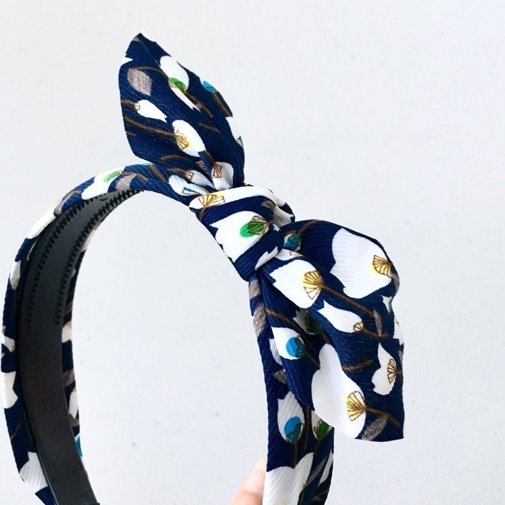 Textured Fabric Covered Headband, w/Knotted Tie - Picture 4 of 8